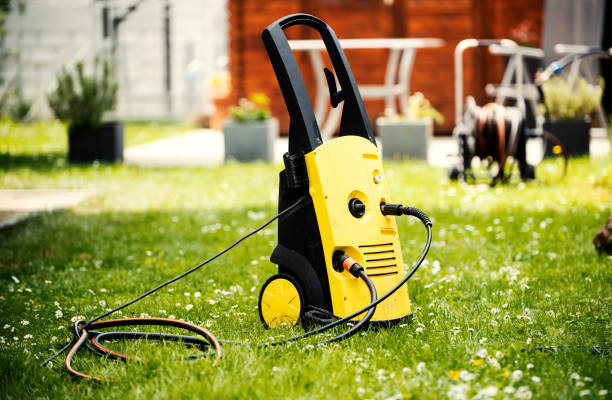 Best Building Exterior Pressure Washing in East Hampton North, NY